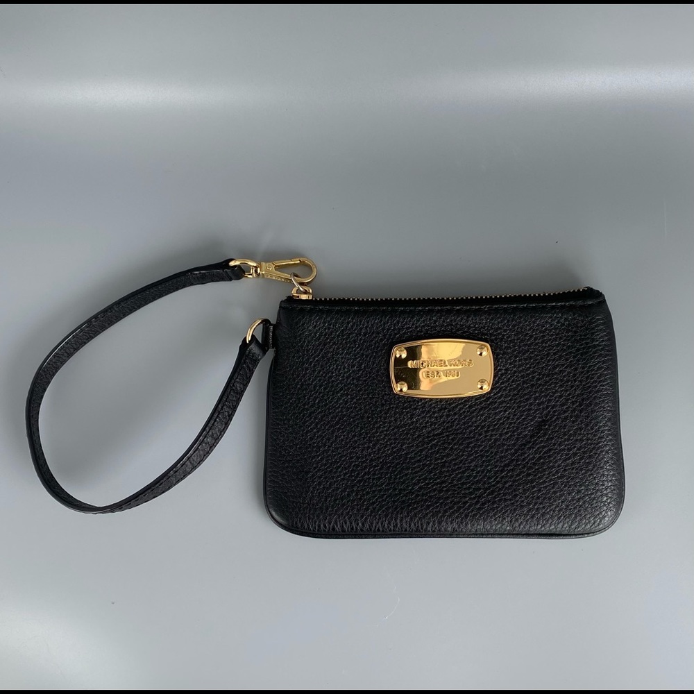Michael Kors black pebbled leather wristlet wallet